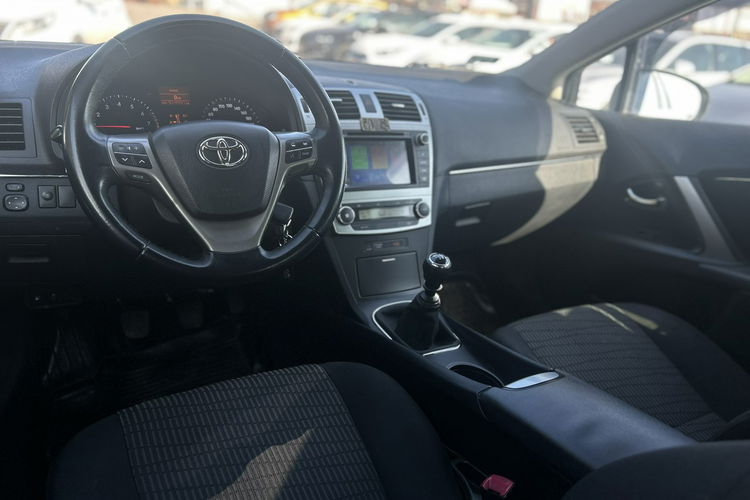 Toyota Avensis Salon Polska Bezwypadkowy Stan Bardzo Dobry benzyna gaz zdjęcie 13
