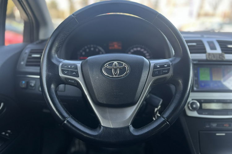 Toyota Avensis Salon Polska Bezwypadkowy Stan Bardzo Dobry benzyna gaz zdjęcie 15