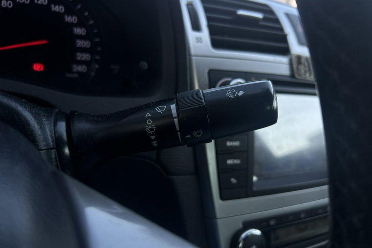 Toyota Avensis Salon Polska Bezwypadkowy Stan Bardzo Dobry benzyna gaz zdjęcie 18