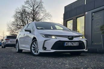 Toyota Corolla Salon Polska Poleasingowy I właściciel Serwis ASO VAT 23% Bezwypadkowy