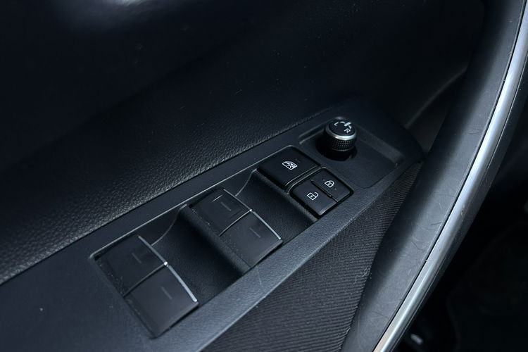 Toyota Corolla Salon Polska Poleasingowy I właściciel Serwis ASO VAT 23% Bezwypadkowy zdjęcie 30