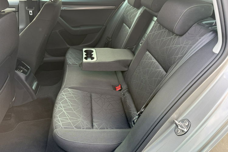 Skoda Octavia DSG. Virtualny kokpit. Świat Led. Ksenon. Lift zdjęcie 20