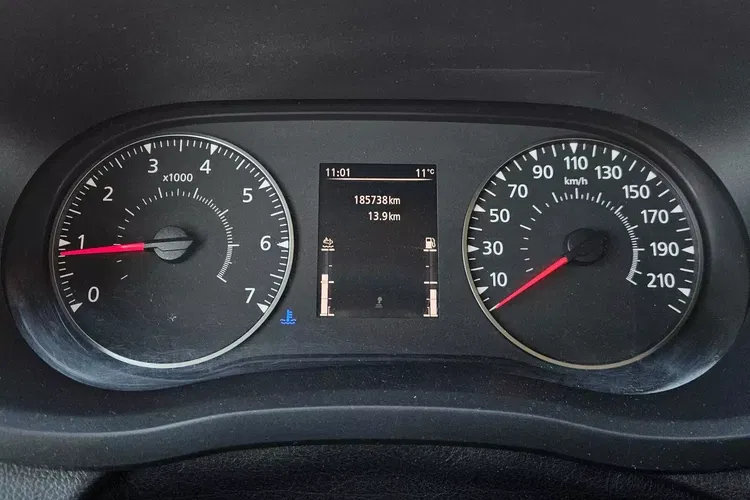 Renault Master Kontener 8 ePAL 89999zł NETTO 2.3 dCi/163KM zdjęcie 22