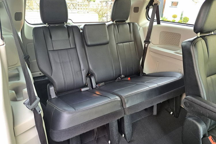 Chrysler Town & Country Touring 3.6 V6 BENZYNA | 287KM | 2014r. PL tablice 7os. Stow 'n Go zdjęcie 14