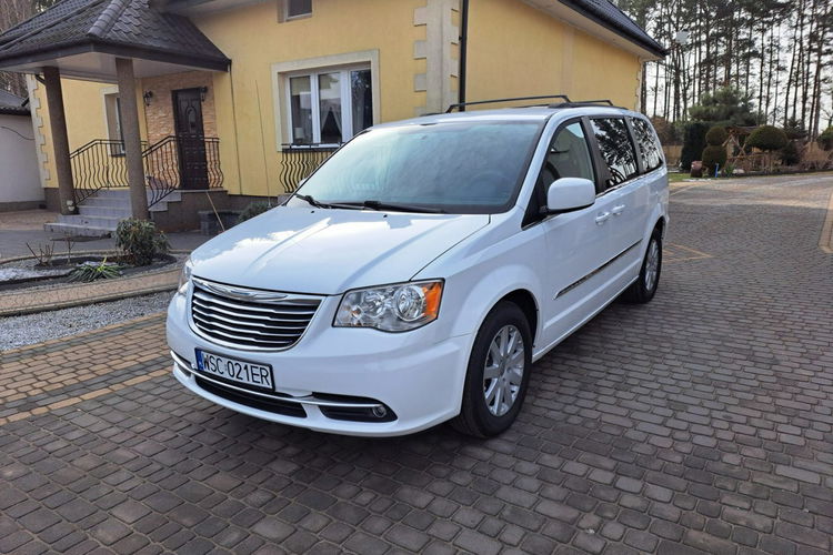 Chrysler Town & Country Touring 3.6 V6 BENZYNA | 287KM | 2014r. PL tablice 7os. Stow 'n Go zdjęcie 16