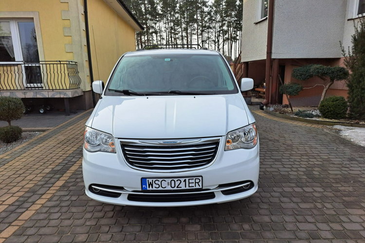 Chrysler Town & Country Touring 3.6 V6 BENZYNA | 287KM | 2014r. PL tablice 7os. Stow 'n Go zdjęcie 2