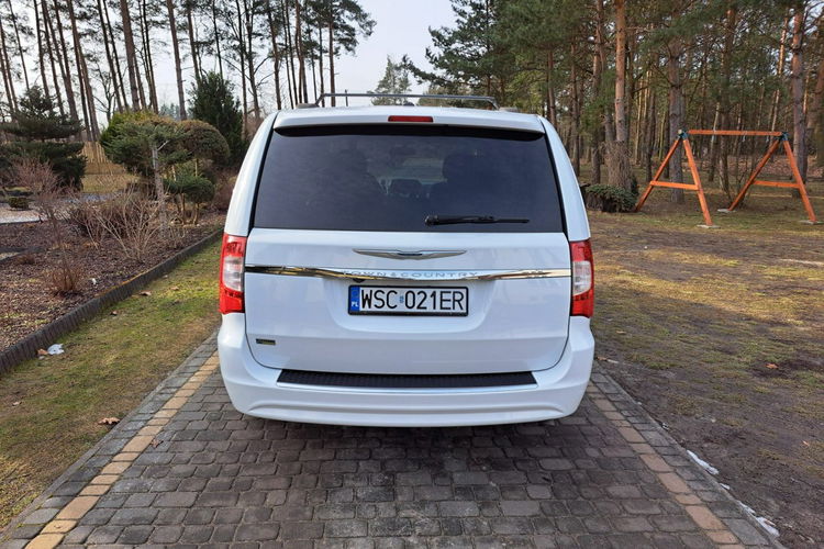 Chrysler Town & Country Touring 3.6 V6 BENZYNA | 287KM | 2014r. PL tablice 7os. Stow 'n Go zdjęcie 5