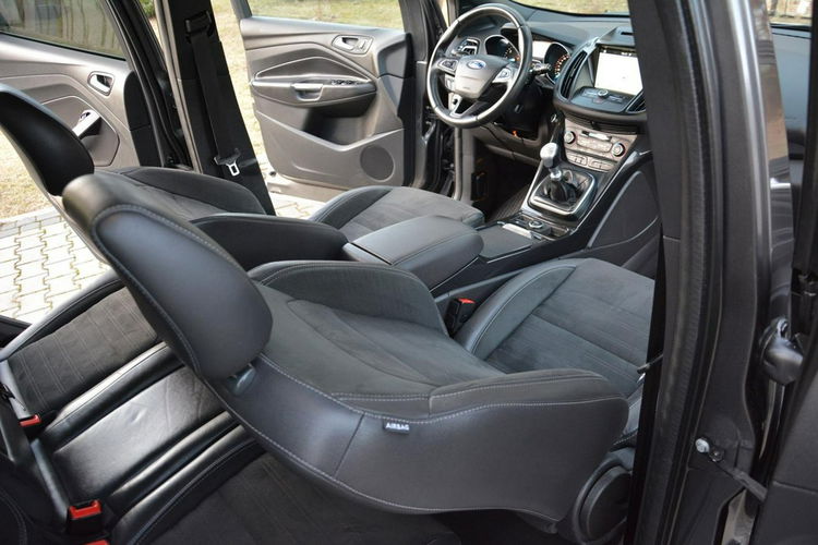 Ford Kuga ST-Line Panorama Skóry 4X4 Radar Acc Xenon ledy Kamera Keyless zdjęcie 17