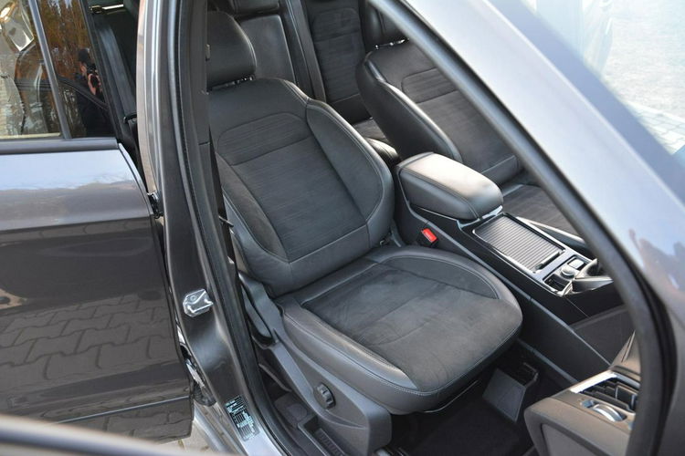 Ford Kuga ST-Line Panorama Skóry 4X4 Radar Acc Xenon ledy Kamera Keyless zdjęcie 18