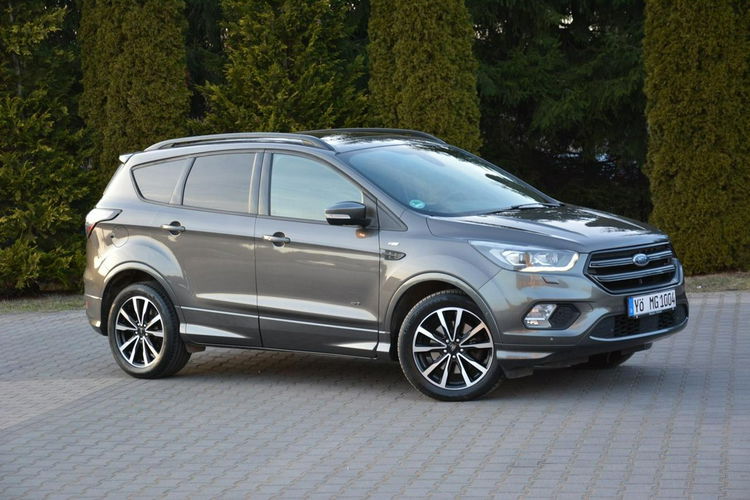 Ford Kuga ST-Line Panorama Skóry 4X4 Radar Acc Xenon ledy Kamera Keyless zdjęcie 3
