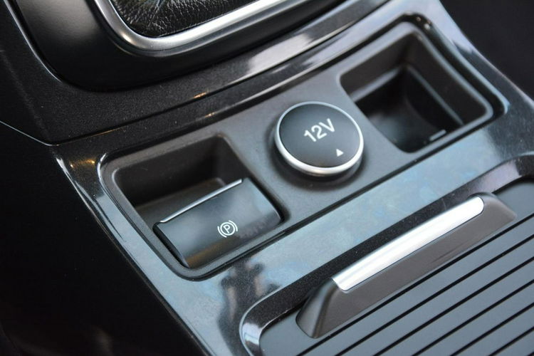 Ford Kuga ST-Line Panorama Skóry 4X4 Radar Acc Xenon ledy Kamera Keyless zdjęcie 30