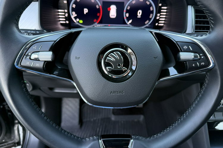 Skoda Kodiaq Salon Polska . VAT 23. Serwis ASO. Virtualny kokpit. Automat DSG zdjęcie 25