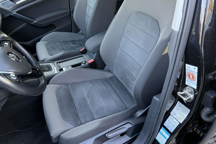 Volkswagen Golf Automat DSG. 2018/19r. Alcantara . Navigacja. Masaże. Radar. Asystent. zdjęcie 15