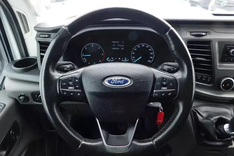 Ford TRANSIT zdjęcie 10
