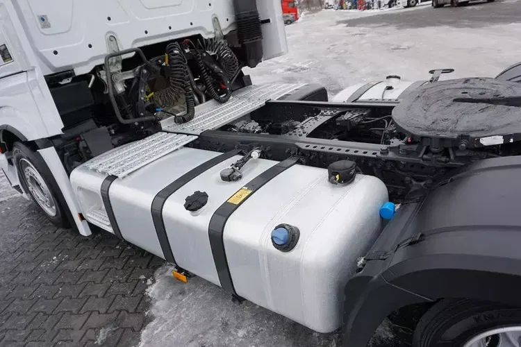 Mercedes ACTROS / 1851 / E 6 / MP 5 / ACC / MEGA / LOW DECK / RETARDER / BIG SPACE zdjęcie 10