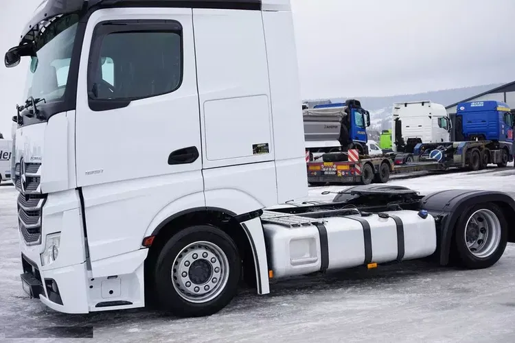 Mercedes ACTROS / 1851 / E 6 / MP 5 / ACC / MEGA / LOW DECK / RETARDER / BIG SPACE zdjęcie 25