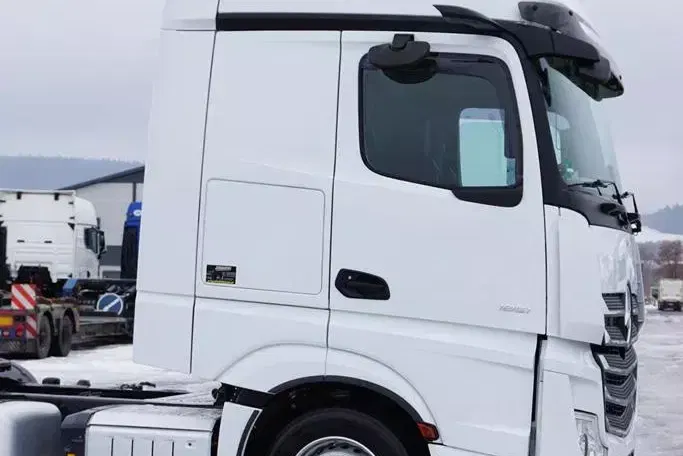 Mercedes ACTROS / 1851 / E 6 / MP 5 / ACC / MEGA / LOW DECK / RETARDER / BIG SPACE zdjęcie 31