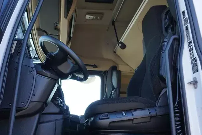 MERCEDES / ACTROS L / 1848 / EURO 6 / MP 5 / GIGA SPACE zdjęcie 8