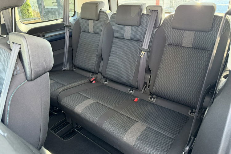 Peugeot Traveller 2.0 HDI 150KM 8 osób Kamera Czujnik Przód Tył Bezwypadkowy zdjęcie 11