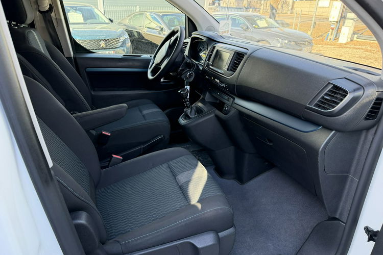 Peugeot Traveller 2.0 HDI 150KM 8 osób Kamera Czujnik Przód Tył Bezwypadkowy zdjęcie 18