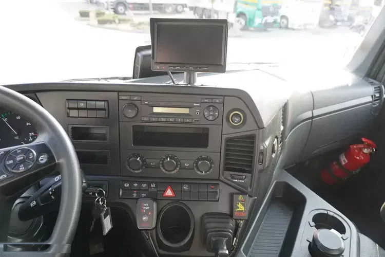 Mercedes Arocs 2636 6x4 / Fassi F195A.0.24 / 660 MTH / Pilot / rotator / 170 tys. km zdjęcie 21