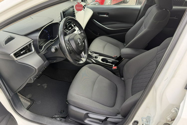 Toyota Corolla 1.8 HSD 122KM Style Salon PL Wirtual zdjęcie 13