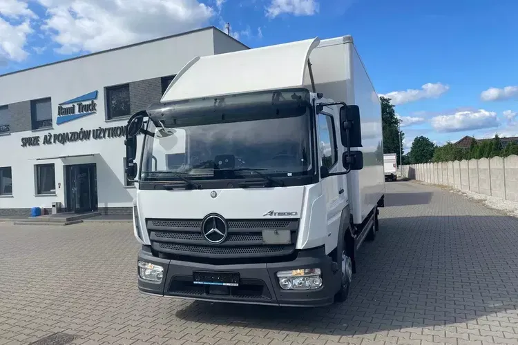 Mercedes ATEGO 818 , ładowność 3.2 tony zdjęcie 1