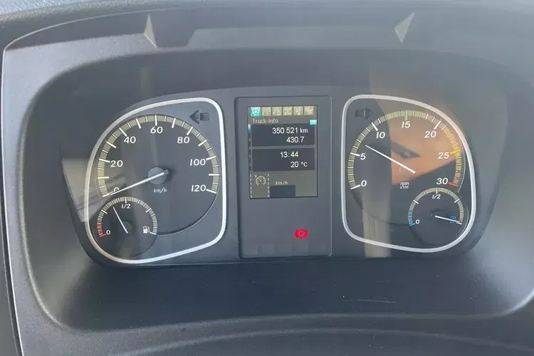 Mercedes ATEGO 818 , ładowność 3.2 tony zdjęcie 13