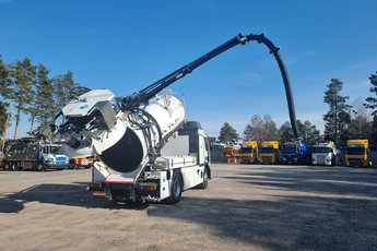 Renault 4x2 WUKO RIVARD do zbierania odpadów płynnych WUKO asenizacyjny separator beczka odpady czyszczenie kanalizacja