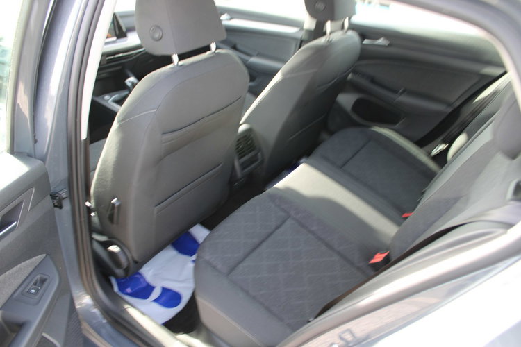 Volkswagen Golf LIFE Asystent Salon Polska netto 59 268 PLN Gwarancja zdjęcie 13