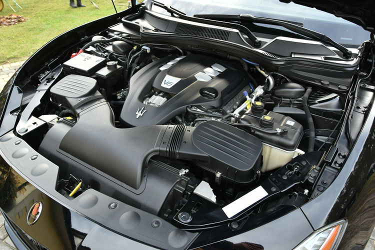 Maserati Ghibli Nerissimo edition 3.0V6 350KM 2017r. lift BEZWYPADKOWY idealny zdjęcie 39