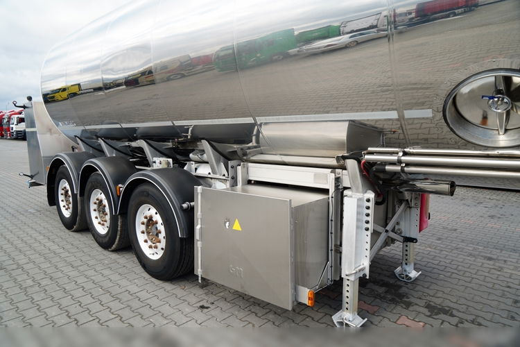 Magyar / CYSTERNA SPOŻYWCZA / 30 000 L / OŚ PODNOSZONA / OŚ SKRĘTNA / - zdjęcie 9