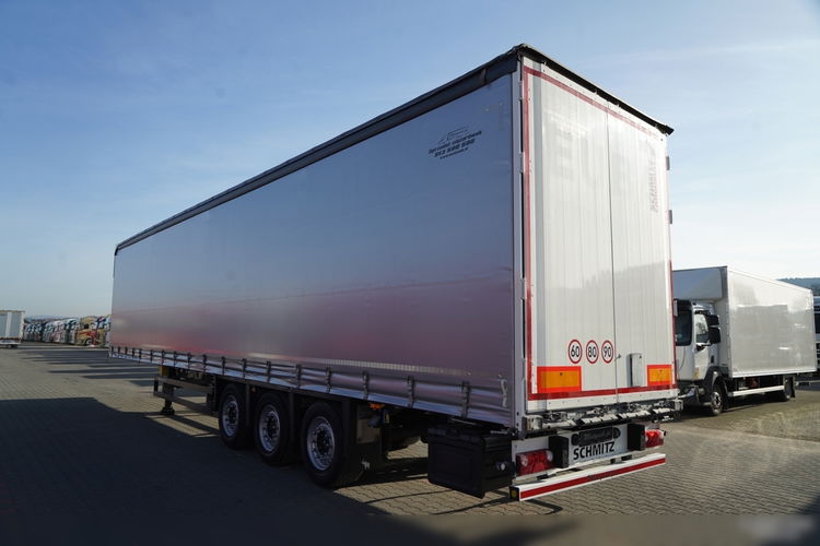 Schmitz -CARGOBULL / FIRANKA / JOLODA / TRAILERLODA /  VARIOS / 385/55 R22, 5 /  DACH PODNOSZONY  zdjęcie 3