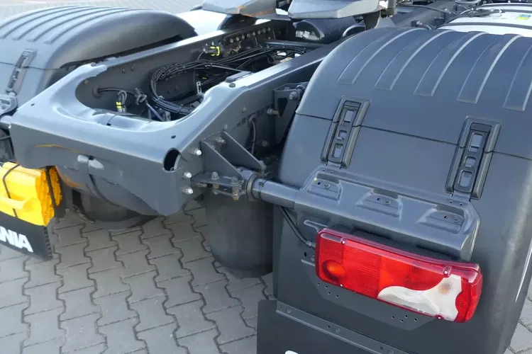 Scania R450 / EURO 6 BEZ EGR / RETARDER / STANDARD / AUTOMAT / zdjęcie 18