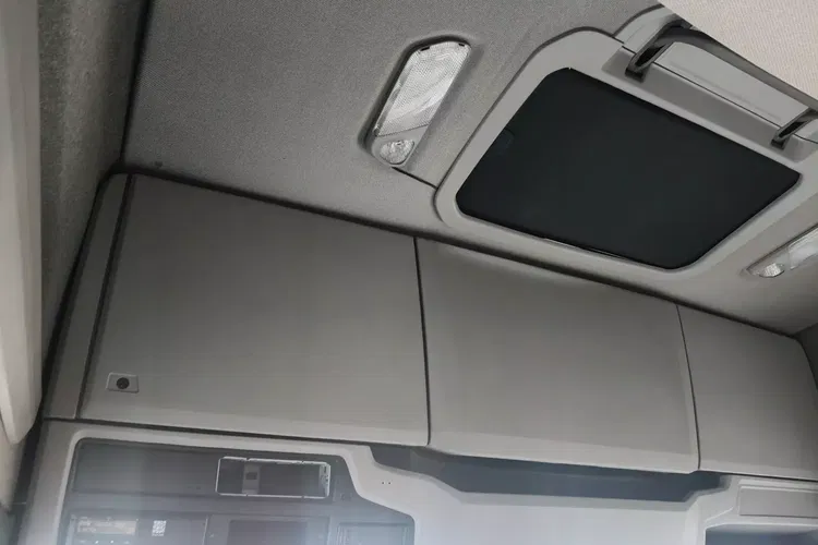 Scania R450 / EURO 6 BEZ EGR / RETARDER / STANDARD / AUTOMAT / zdjęcie 32