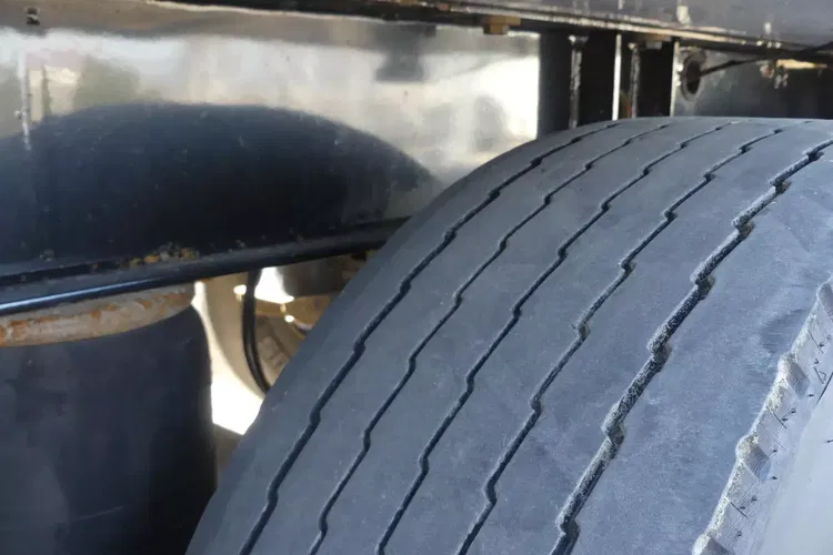 Krone CHŁODNIA / OŚ PODNOSZONA / SAF / zdjęcie 17