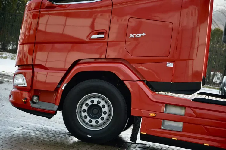 DAF XG+ 530 / ZF INTARDER / KLIMA POST. / FULL LED / WENTYLOWANY FOTEL zdjęcie 23
