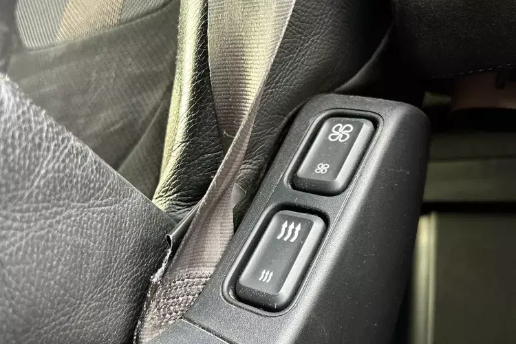 DAF XG+ 530 / ZF INTARDER / KLIMA POST. / FULL LED / WENTYLOWANY FOTEL zdjęcie 29