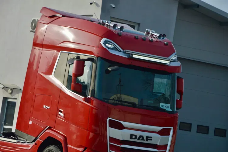 DAF XG+ 530 / ZF INTARDER / KLIMA POST. / FULL LED / WENTYLOWANY FOTEL zdjęcie 8