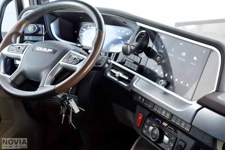 DAF XG+ 530 / ZF INTARDER / KLIMA POST. / FULL LED / SUBWOOFER / WENT. FOTEL zdjęcie 29