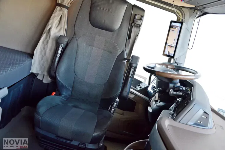 DAF XG+ 530 / ZF INTARDER / KLIMA POST. / FULL LED / SUBWOOFER / WENT. FOTEL zdjęcie 37