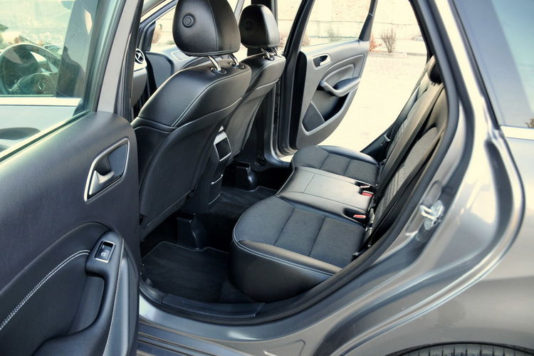 Mercedes B 180 1.5CDI(109KM)*Avantgarde*Duża Navi*Skóry*2xParktronik*I Wł*Alu18"ASO zdjęcie 20