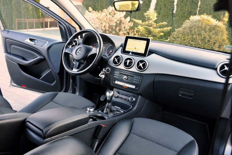 Mercedes B 180 1.5CDI(109KM)*Avantgarde*Duża Navi*Skóry*2xParktronik*I Wł*Alu18"ASO zdjęcie 24