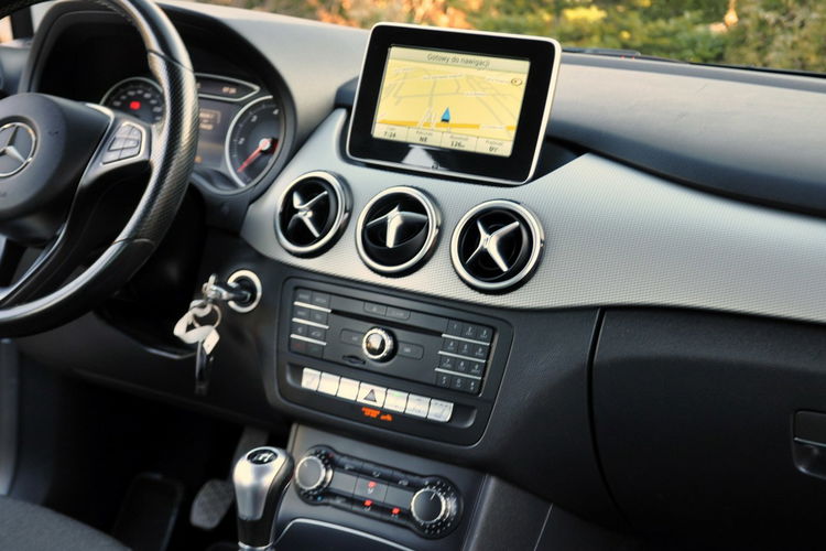 Mercedes B 180 1.5CDI(109KM)*Avantgarde*Duża Navi*Skóry*2xParktronik*I Wł*Alu18"ASO zdjęcie 26