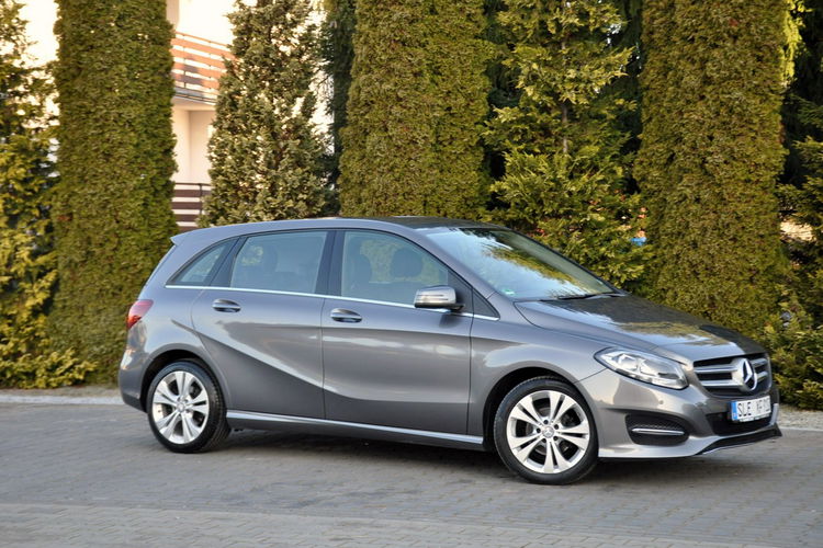 Mercedes B 180 1.5CDI(109KM)*Avantgarde*Duża Navi*Skóry*2xParktronik*I Wł*Alu18"ASO zdjęcie 4