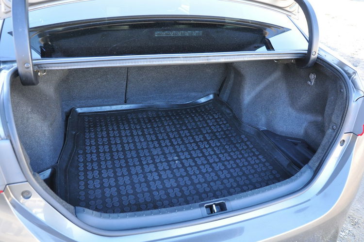 Toyota Corolla 1.6B 132KM Manual Kamera cofania Nawigacja CZujniki SalonPL zdjęcie 27