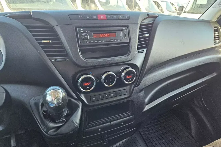 Iveco 35s15 L2H2 39999zł NETTO 2.3HPi/145KM zdjęcie 25