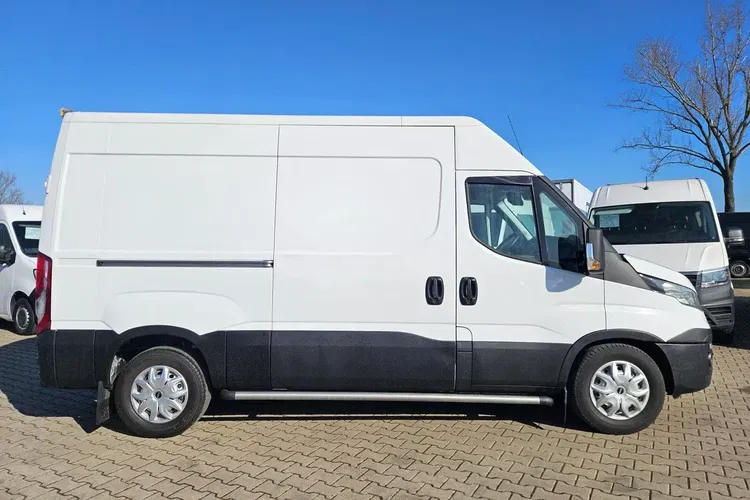 Iveco 35s15 L2H2 39999zł NETTO 2.3HPi/145KM zdjęcie 7
