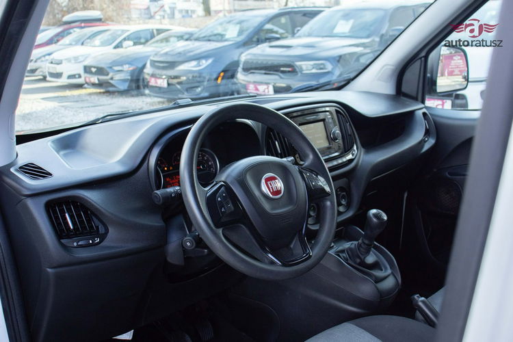 Fiat Doblo Fv 23% Pełny serwis Navi Gwarancja Premium Niezniszczalny 1.3 D95KM zdjęcie 28