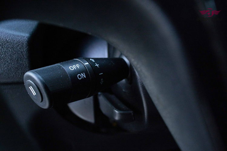 Fiat Doblo Fv 23% Pełny serwis Navi Gwarancja Premium Niezniszczalny 1.3 D95KM zdjęcie 29